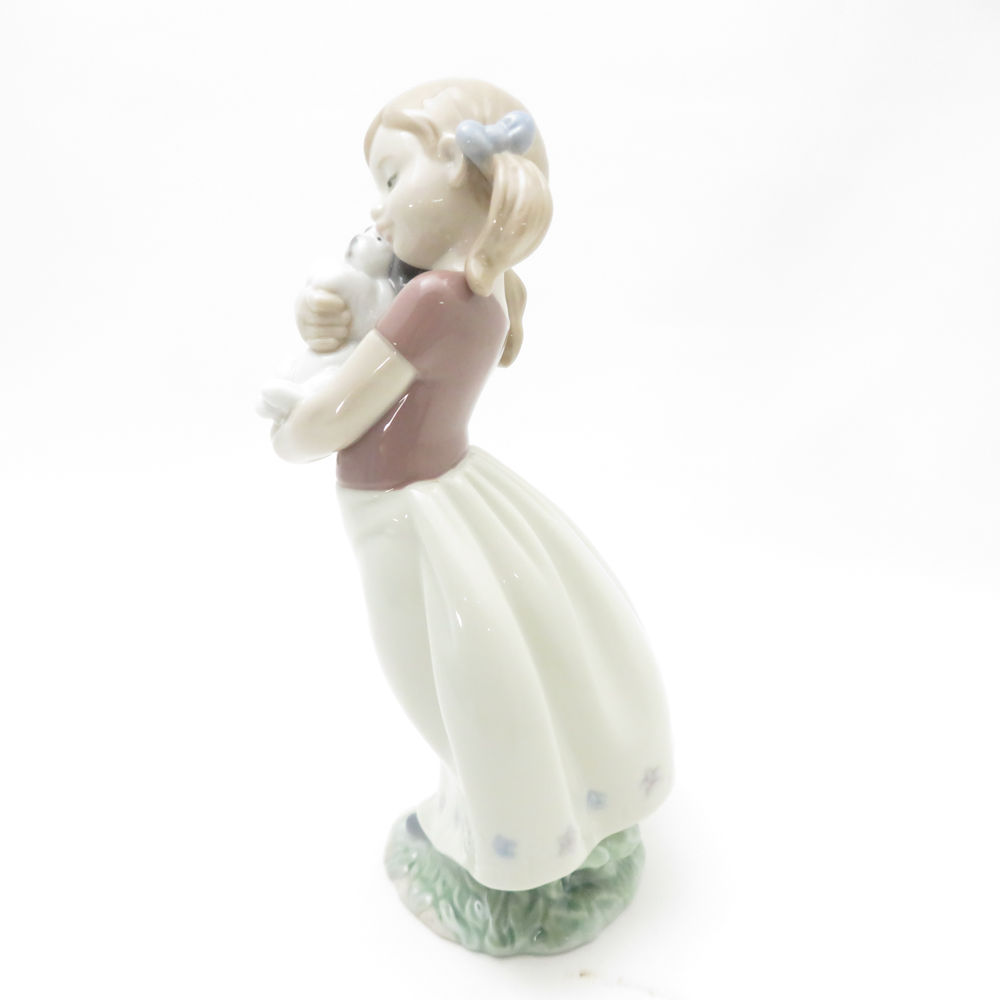 未使用 LLADRO リヤドロ 8531 かわいい！ フィギュリン 犬と少女 