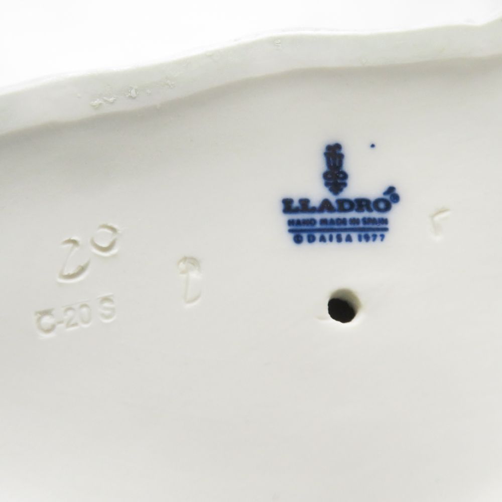 美品 LLADRO リヤドロ 1246 おとなしくしてね 少女と犬 フィギュ