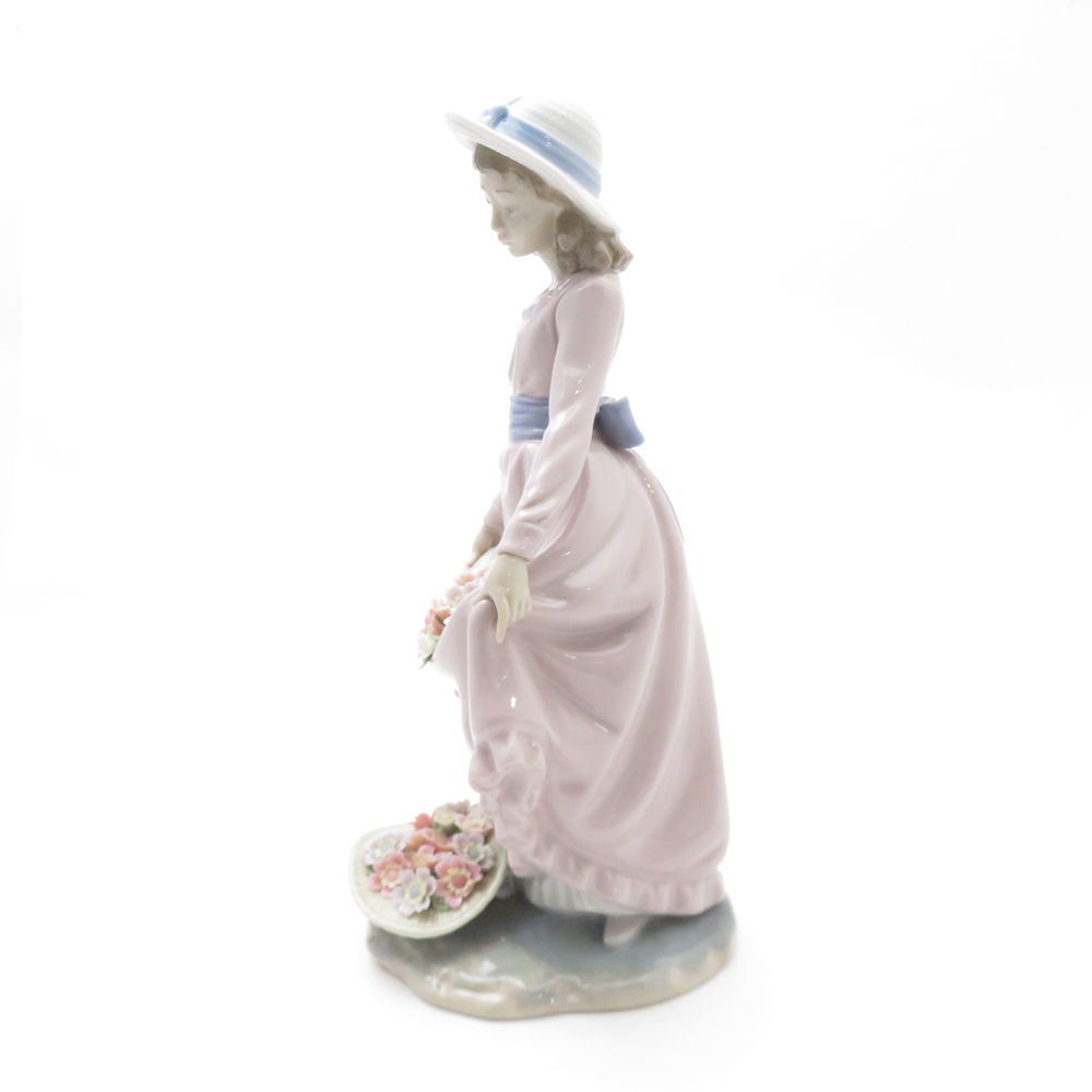 美品 LLADRO リヤドロ 花のバスケット フィギュリン 1点 女性