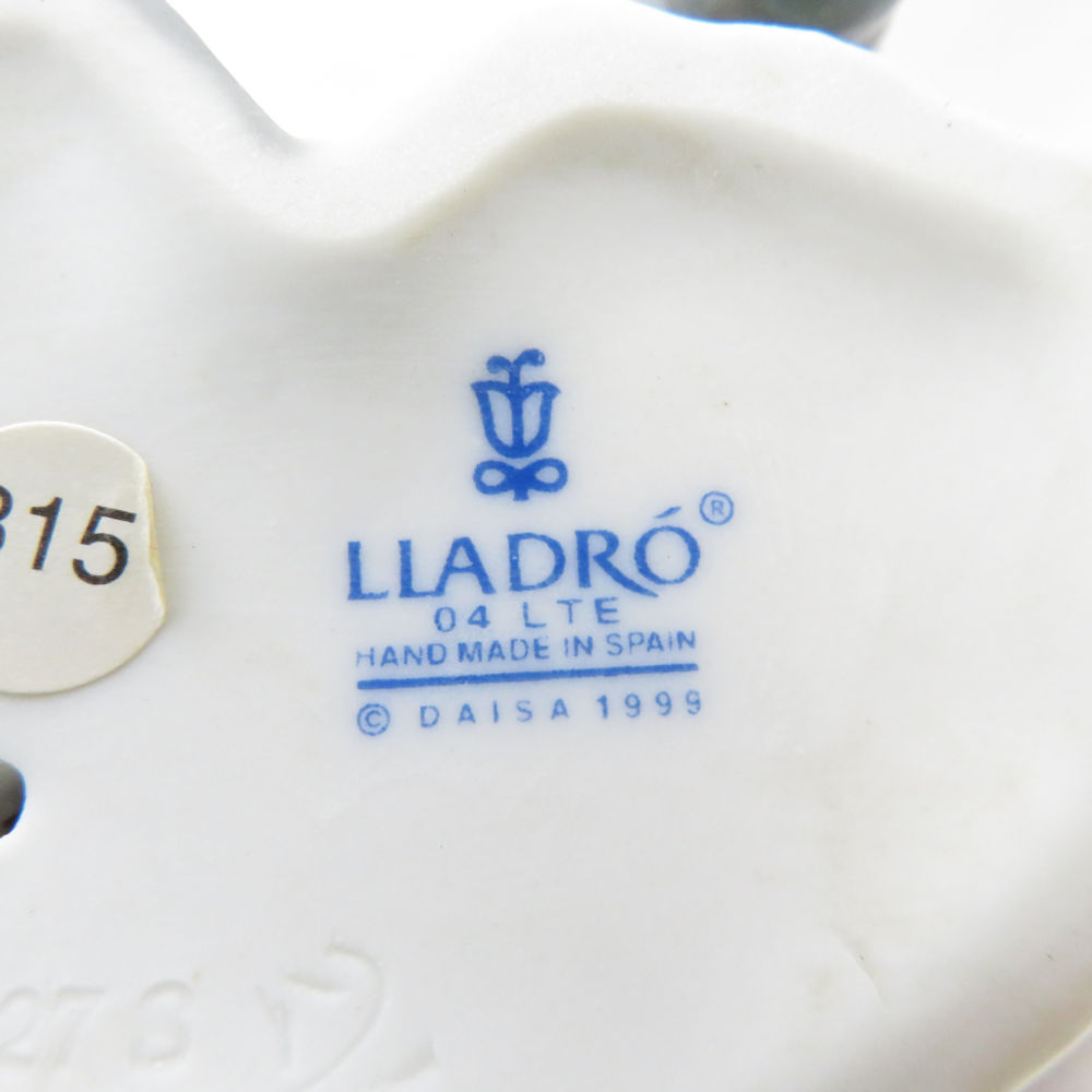 リヤドロ LLADRO 6714 クリスマスデュエット クリスマスセール LLADRO リヤドロ 6714 クリスマスデュエット 少年と犬 フィギュ