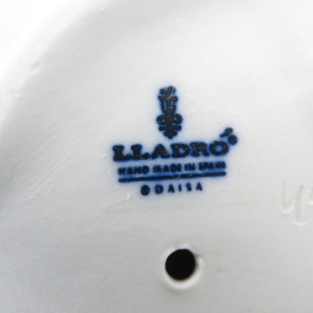 美品】リヤドロ キスする少年 LLADRO フィギュリン 陶器人形 置物