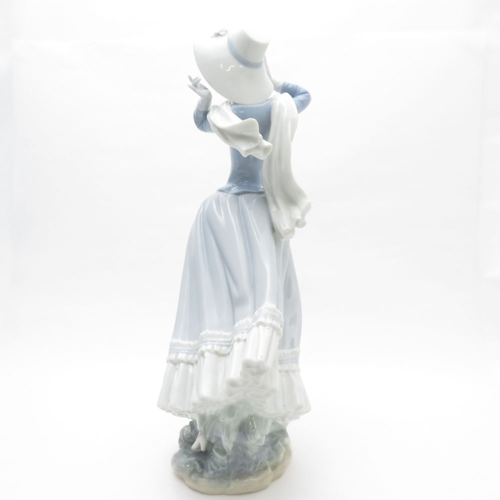 美品 LLADRO リヤドロ 4936「春のそよ風」「SPRING BREEZE