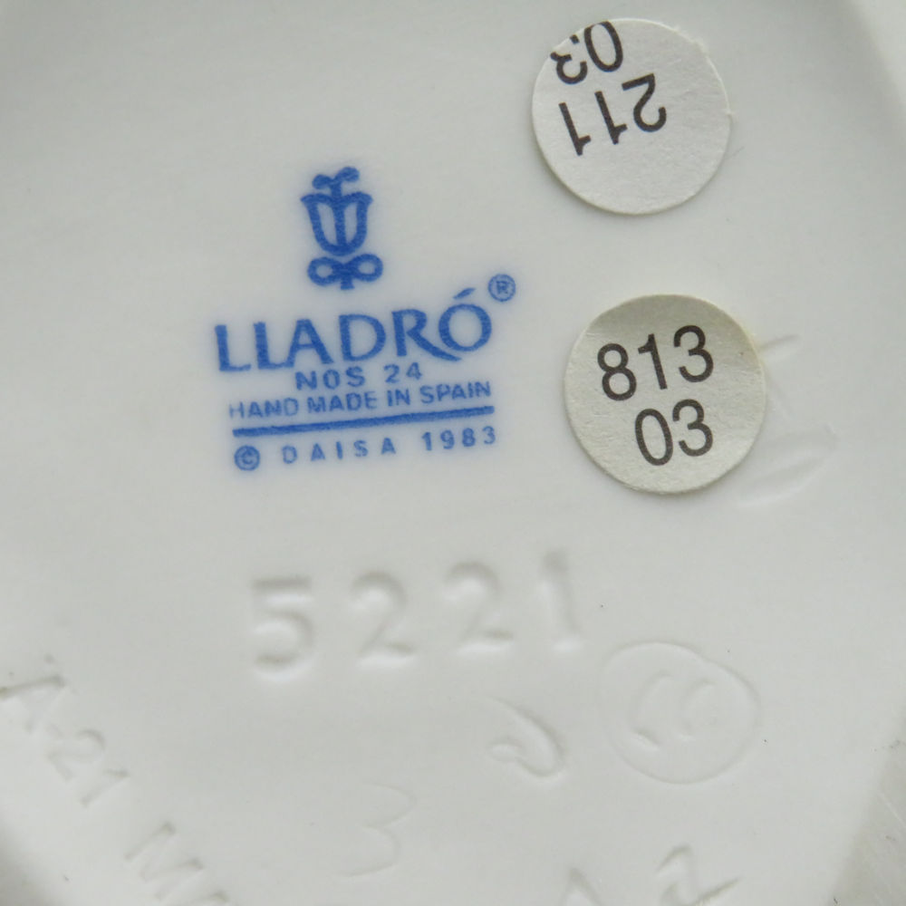 LLADRO リヤドロ 5221「甘い花の香り」 フィギュリン 置物 陶器